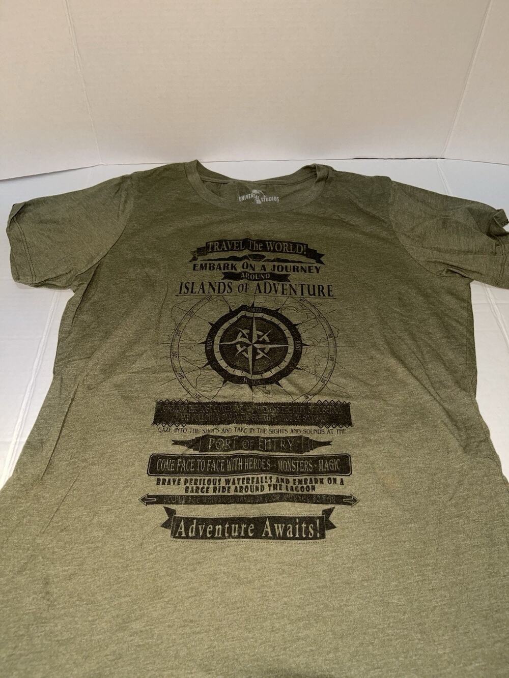 Universal Studios Travel The World Olive Green Graphic T-Shirt Women’s Size XL